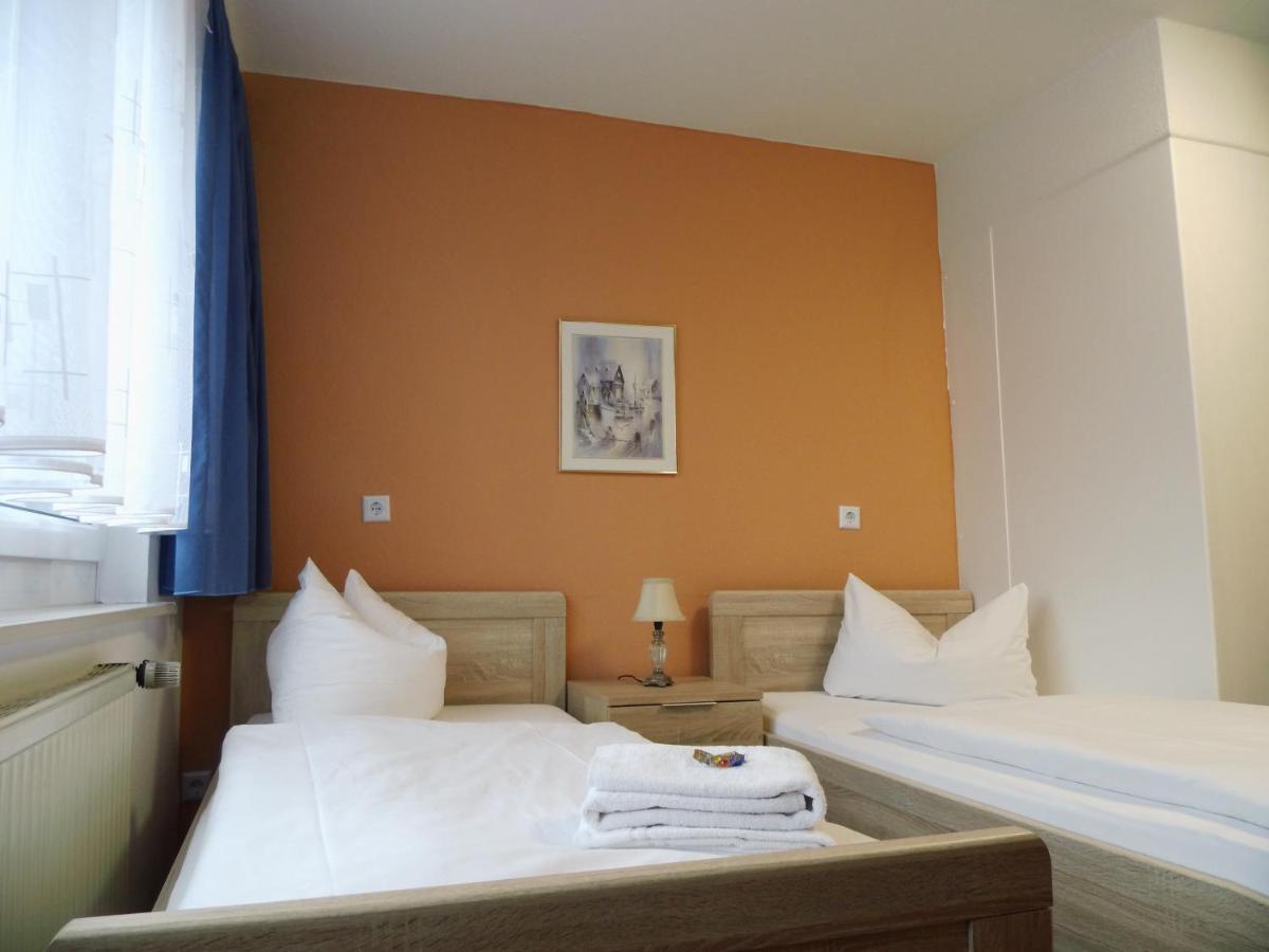 Hotel Sturm Tangermünde Esterno foto